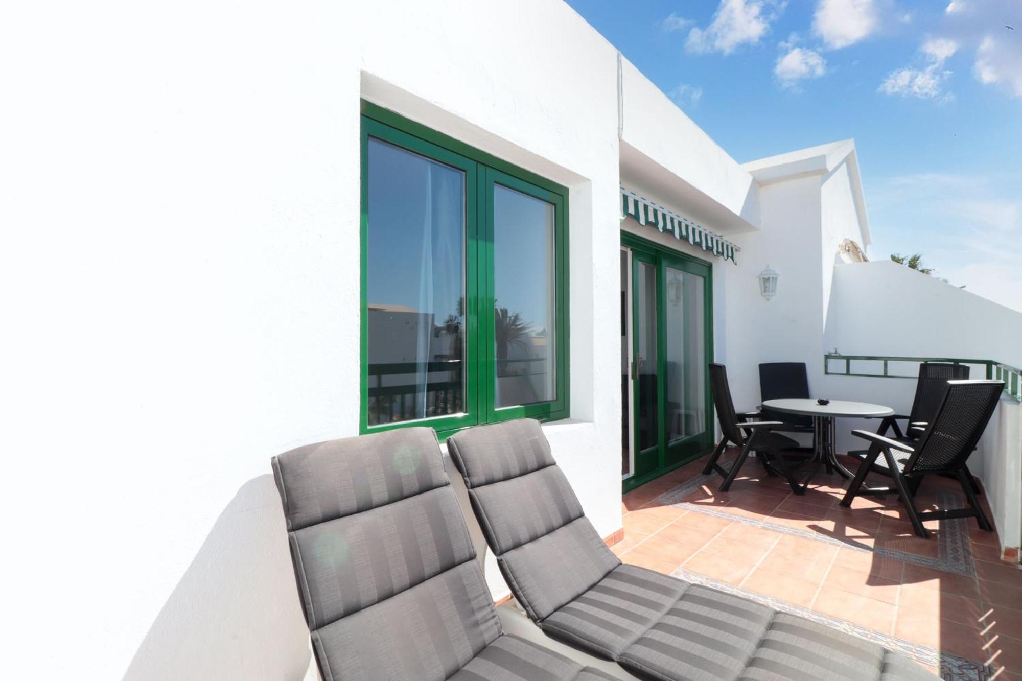 Apartamento recién reformado en la playa de Las Cucharas Costa Teguise Extérieur photo